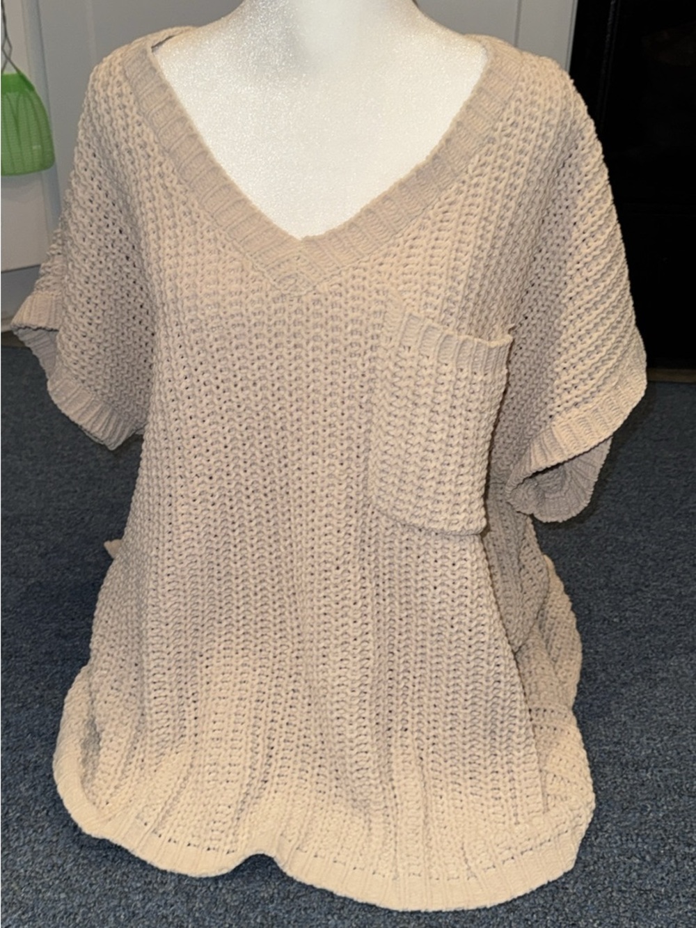 POL Cream V-Neck Short Sleeve Knit Sweater with Pocket